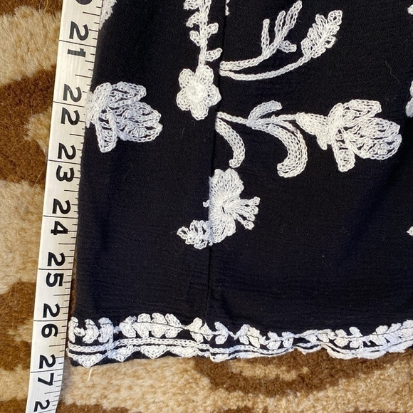 Liv Los Angeles Wide leg Beach pants Womens XL Embroidered Boho Artsy Black - Picture 9 of 12